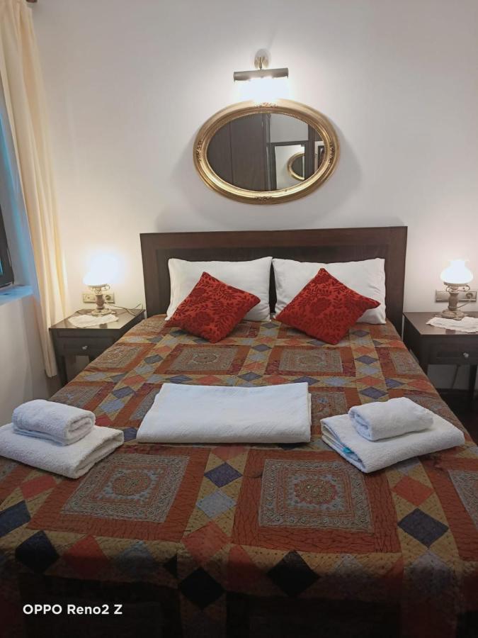 Hadrianus Pansion Hotel Antalya Exterior photo